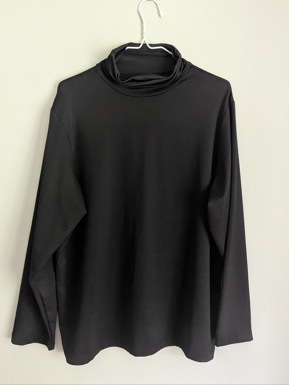 SUSAN GRAVER Essentials Women's 1X Butterknit Ruched Turtleneck Top Black